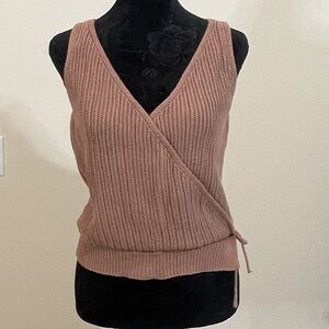 Moon & Madison cocoa brown sweater open tank top - great condition - large